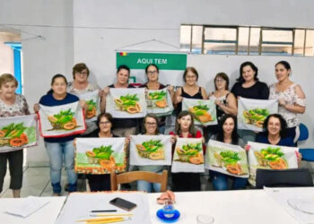 Participe das oficinas terapêuticas de bordado e pintura