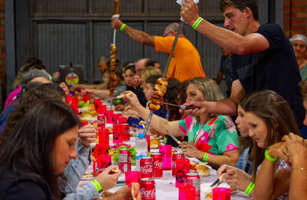 Festival do Frango e Chopp da Capela São Paulo celebrou a avicultura vaninense