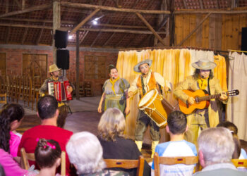 Mostra incentiva a cultura e os talentos locais do município