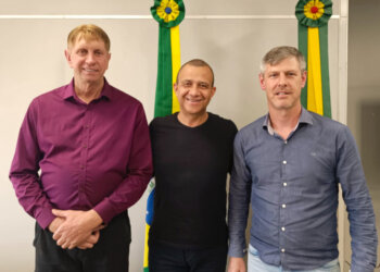 Prefeito e secretário participam de reuniões em Porto Alegre