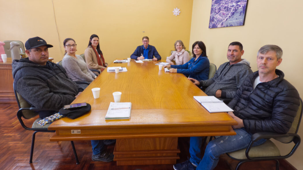 Gestão municipal realiza reunião de avaliação e planejamento