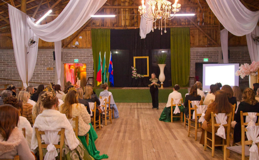 Vanini marca presença na abertura da Expo David 2025